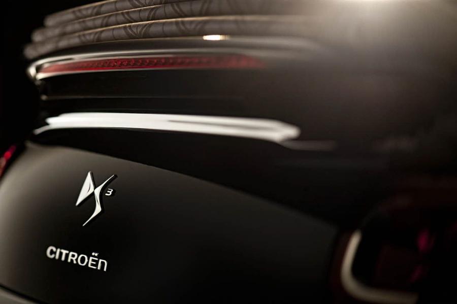  Citroen DS3 Cabrio 2012 года  (фото 40 из 115)